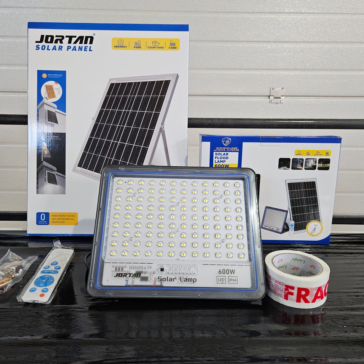 Proiector Solar Jortan Blue 600W 400W 200W 100W Lampa cu Incarcare Solara cu Panou Solar Kit Montaj