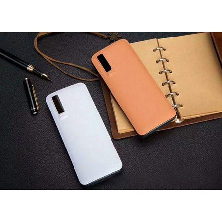 Baterie Externă 10000mAh, 3 x USB, Design Imitatie Piele, Cu Lanternă