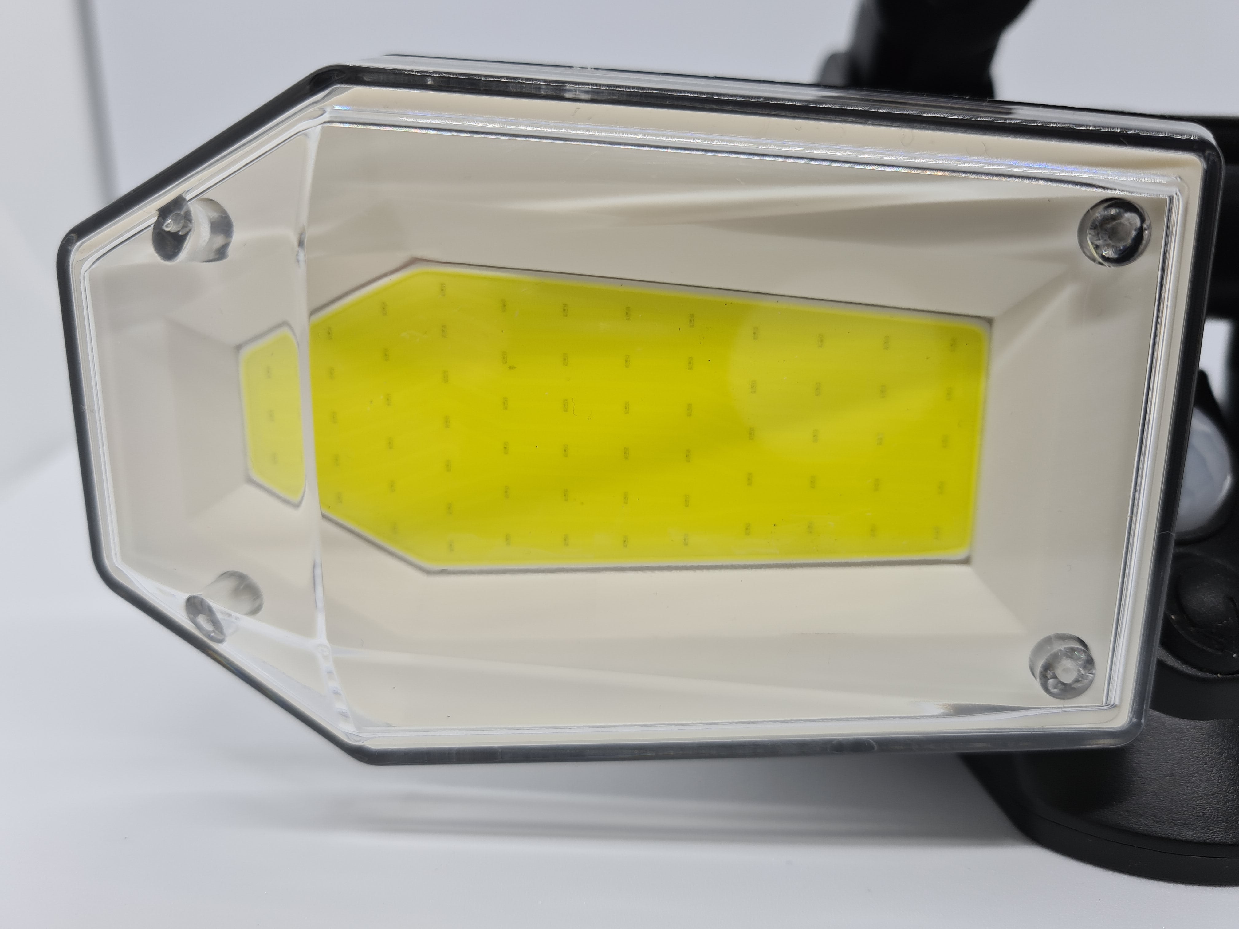 Lampa Solară 150W cu LED-uri COB și Senzor de Mișcare FLY01, Autonomie 12-14 ore