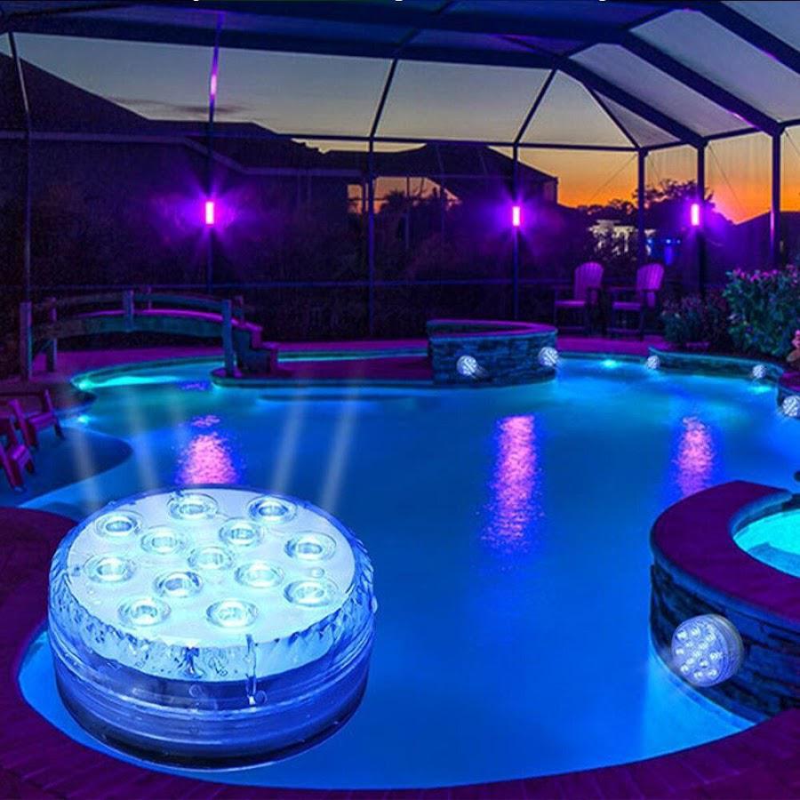 Set 4 Lămpi LED RGB Submersibile, Rezistente la Apă IP68 - Perfecte pentru Piscină, Acvariu și Decor Extern