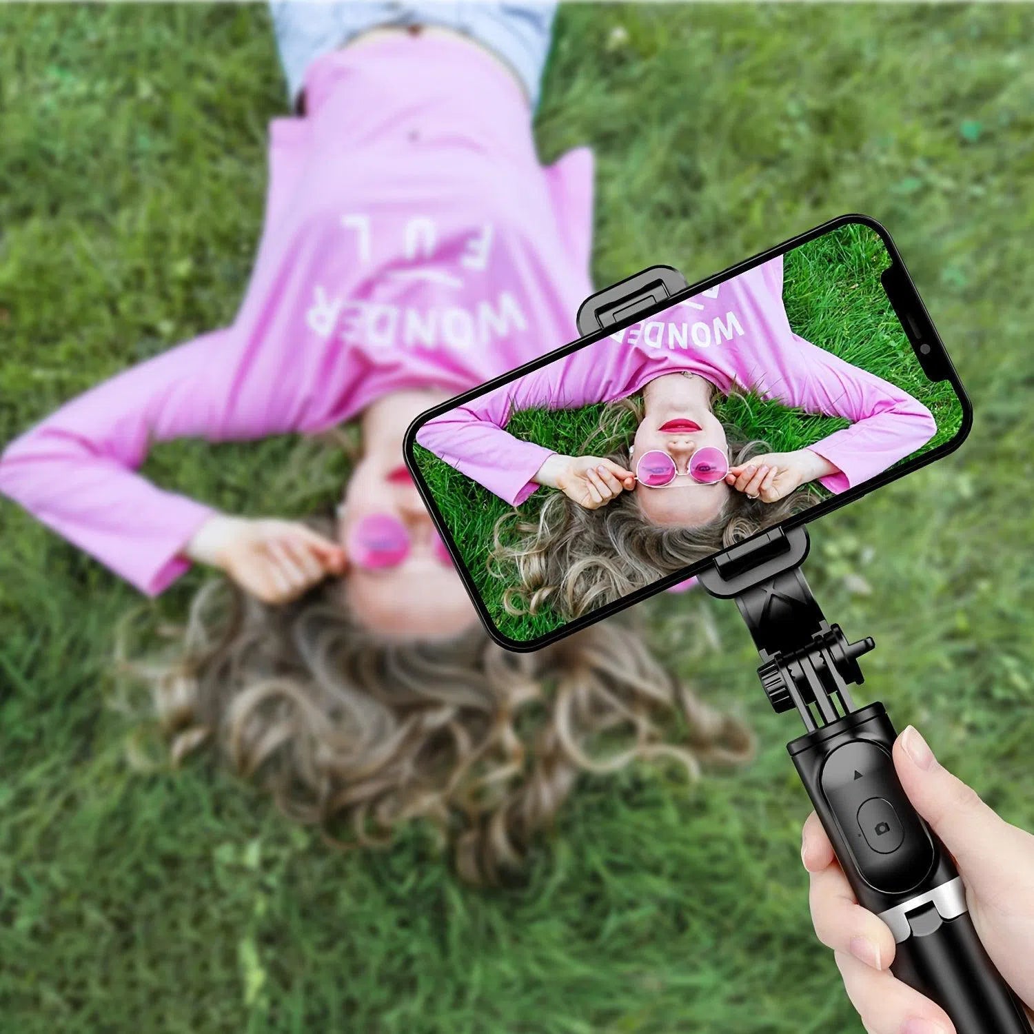 Trepied selfie stick de 40" pentru telefon, extensibil și multifuncțional, cu telecomandă wireless și rotire la 360°